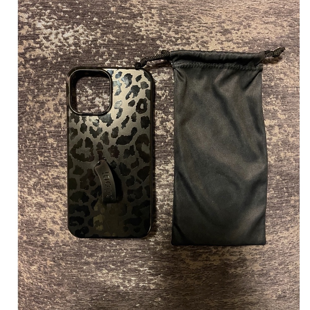 Midnight Leopard Loopy case